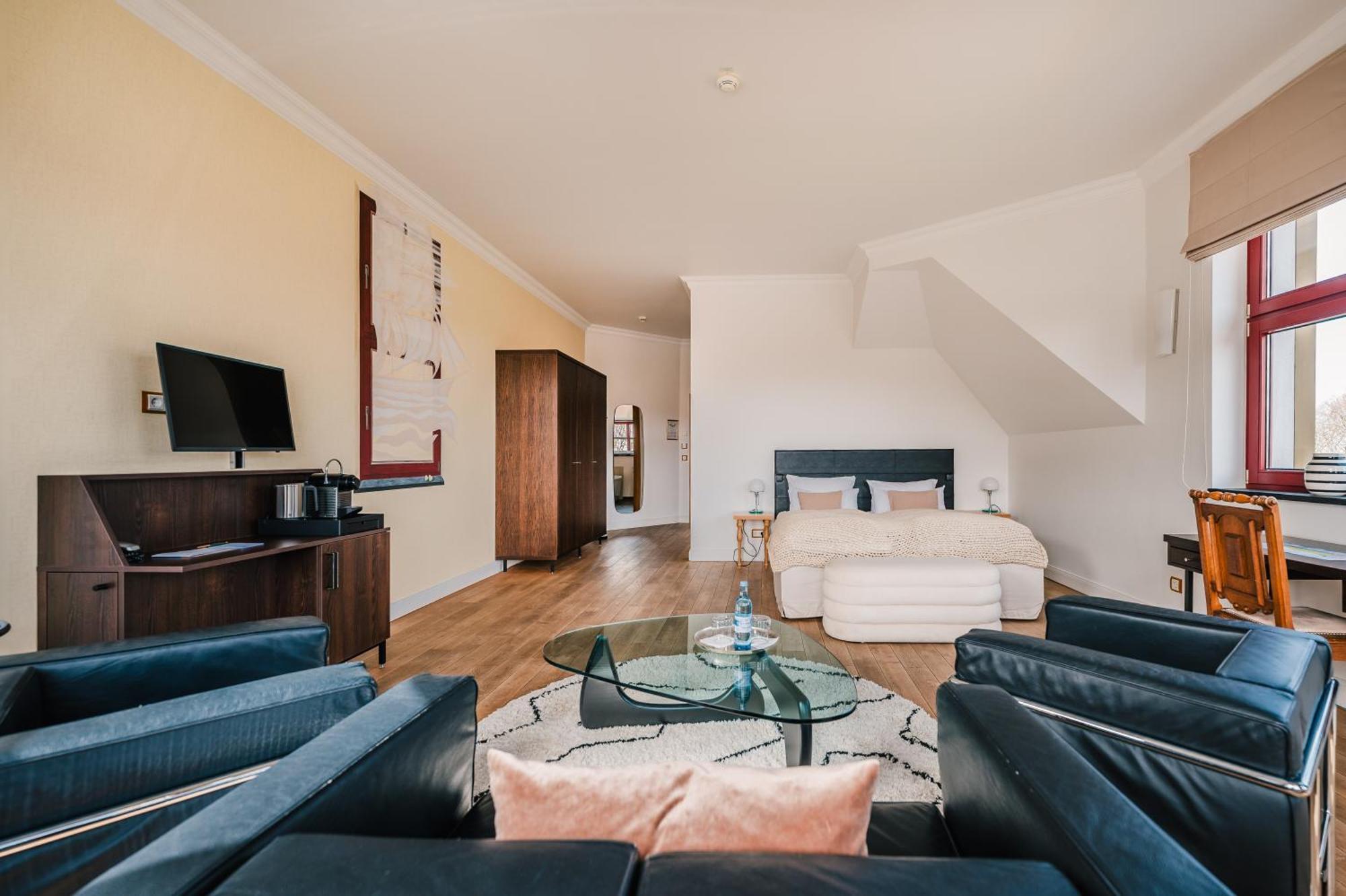 Romantik Hotel Schloss Ranzow Lohme Dış mekan fotoğraf